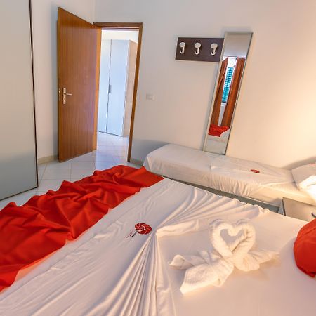 Aparthotel Ponta Preta Санта Мария Екстериор снимка