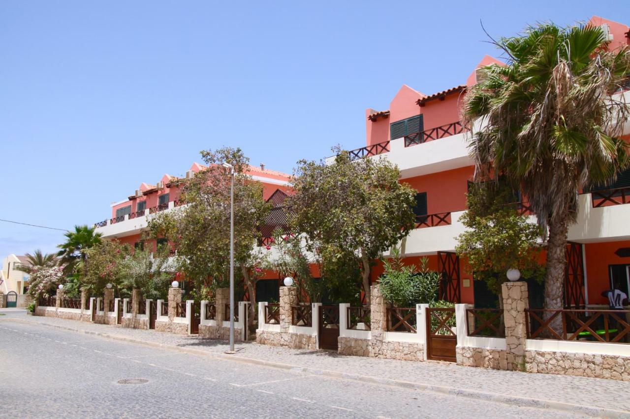 Aparthotel Ponta Preta Санта Мария Екстериор снимка