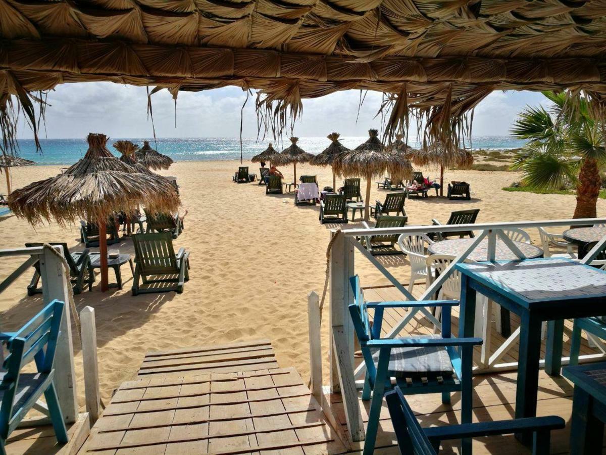 Aparthotel Ponta Preta Санта Мария Екстериор снимка