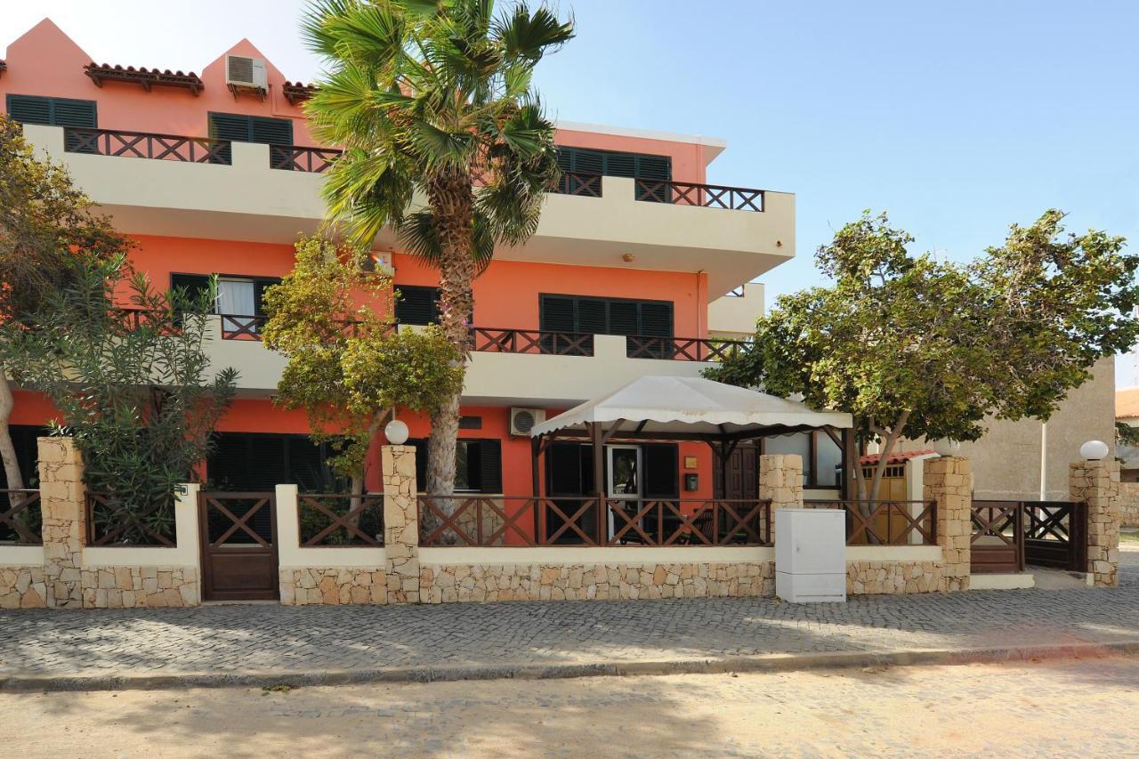 Aparthotel Ponta Preta Санта Мария Екстериор снимка